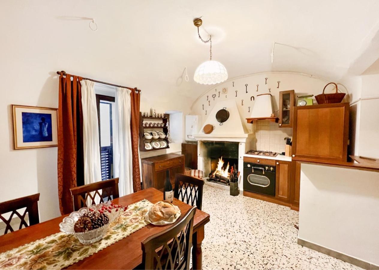 شقة I Due Gradoni Stone House Pacentro المظهر الخارجي الصورة